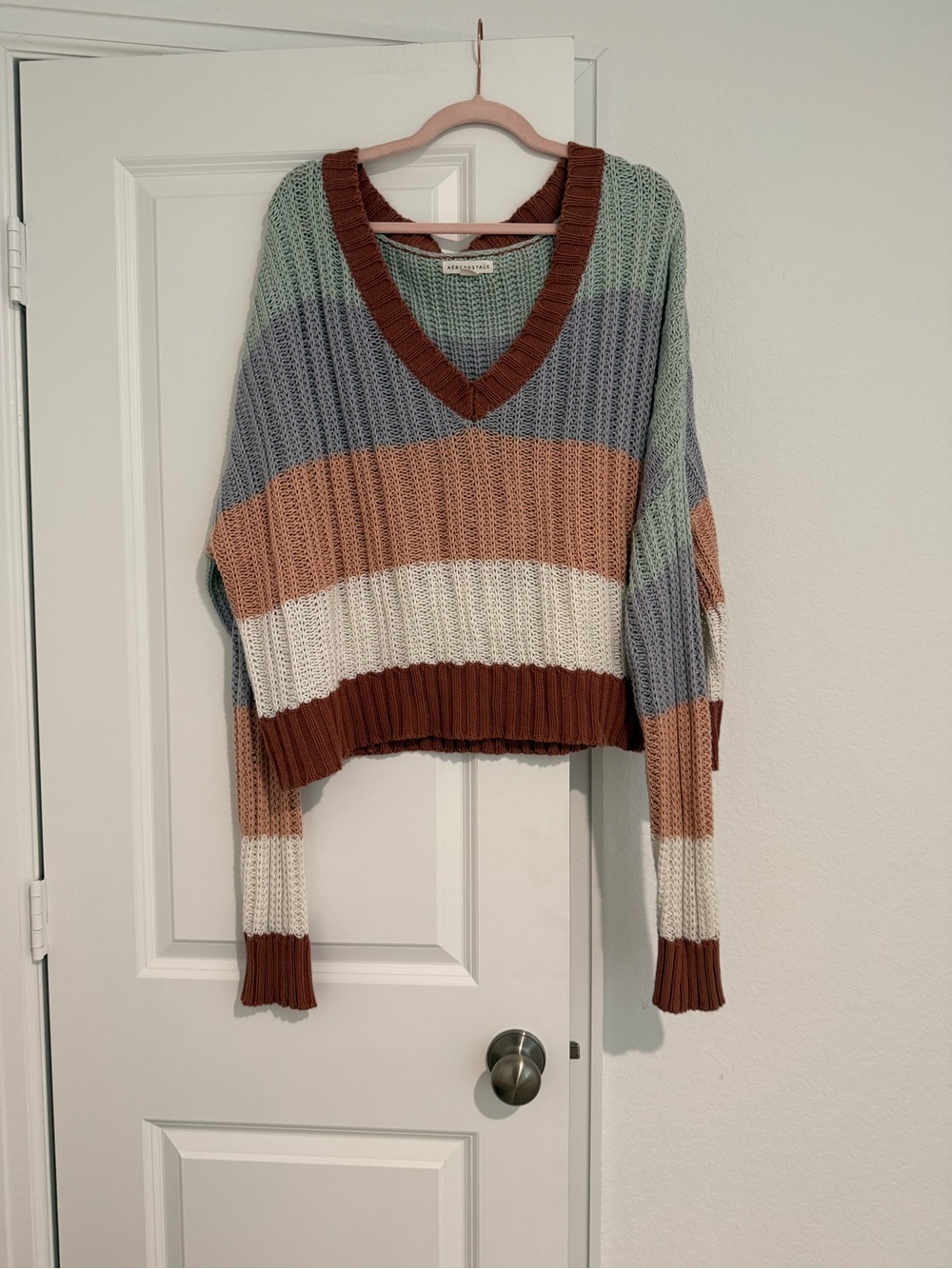 Aeropostale Striped V-Neck Cropped Sweater in Sage, Rust & Cream
